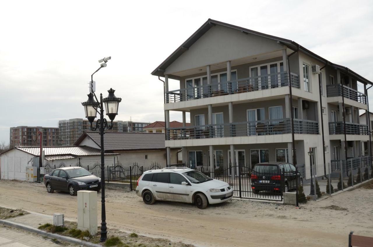 Hotel California Dreaming Năvodari Exterior foto